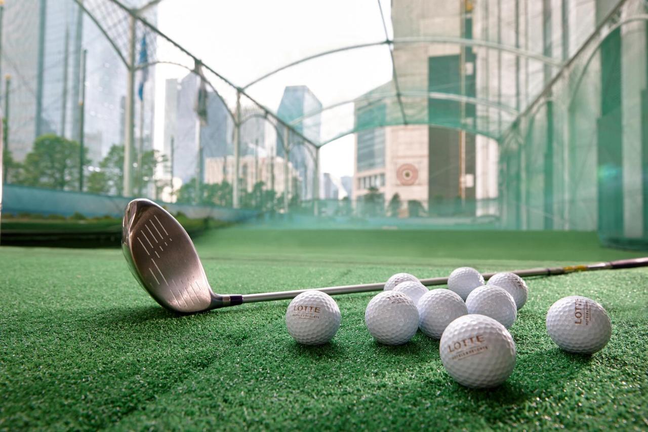 Lotte Hotel Seoul Executive Tower Zewnętrze zdjęcie Golf balls and a driver